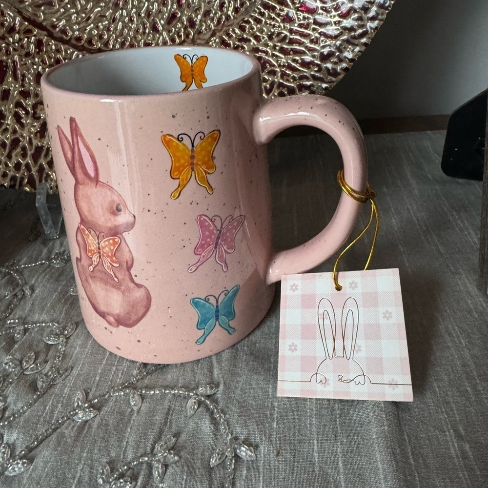Easter NWT Pink Bunny Mug with Butterflies. 19oz 562ml